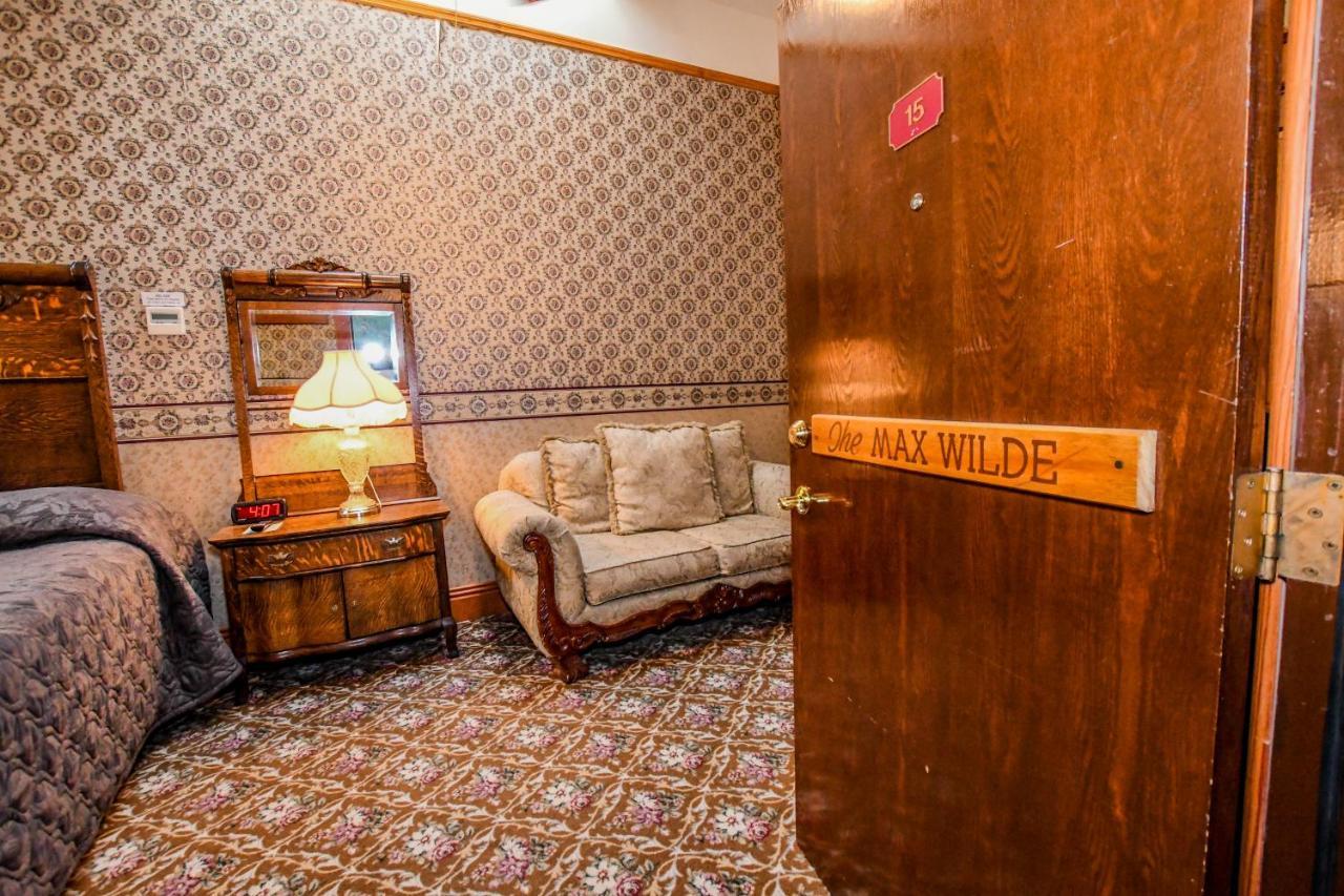 Irma Hotel Cody Exterior photo