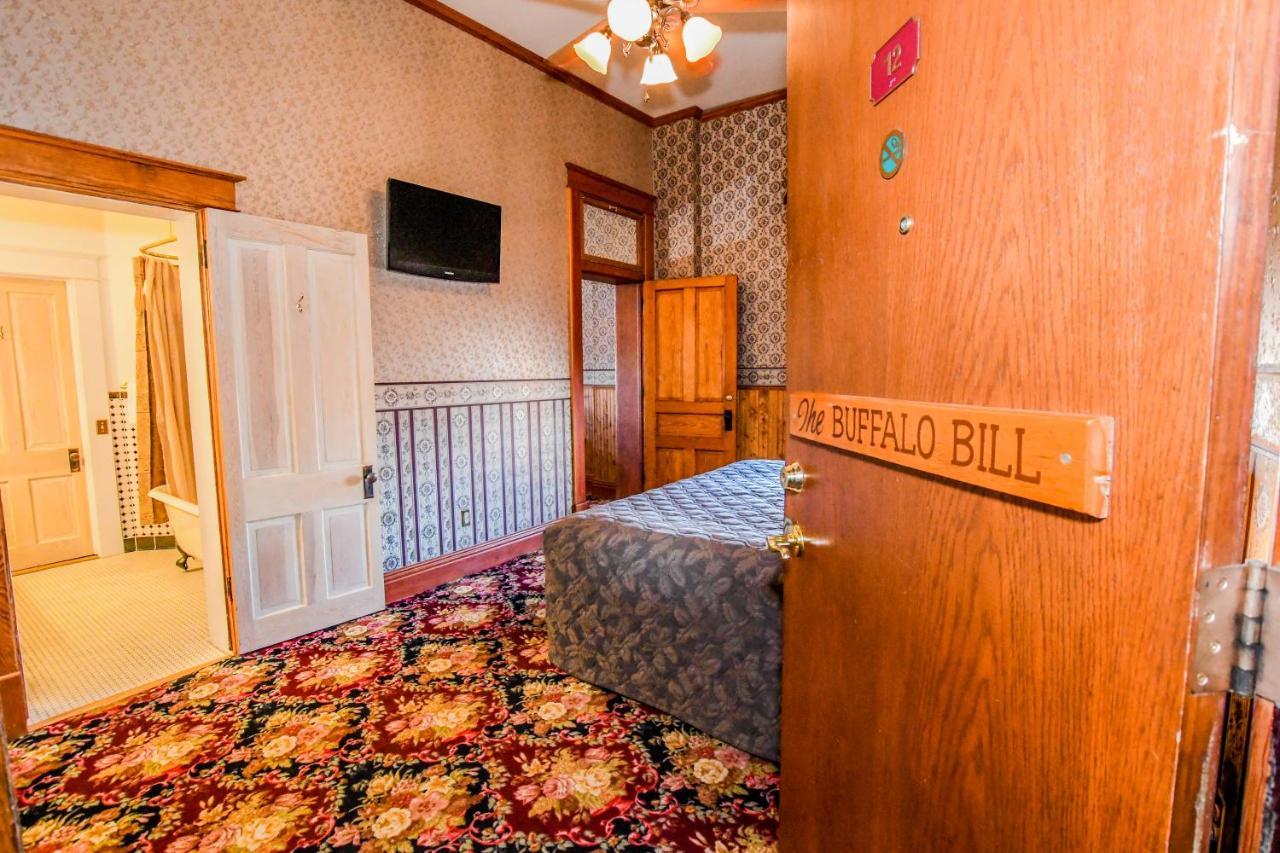 Irma Hotel Cody Exterior photo